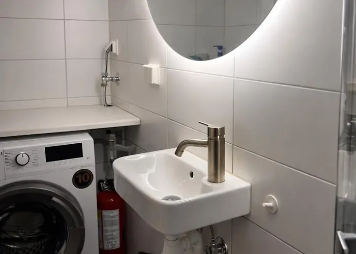 Cozy & Warm In The Middle Of Gruenerlokka *