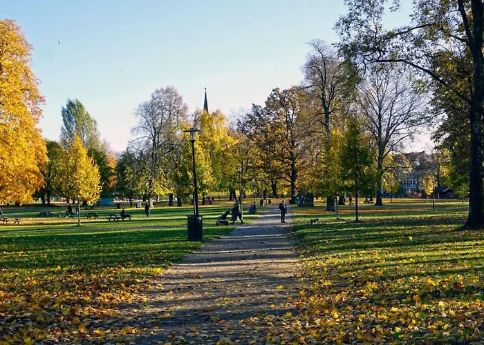 Cozy & Warm In The Middle Of Gruenerlokka Lägenhet